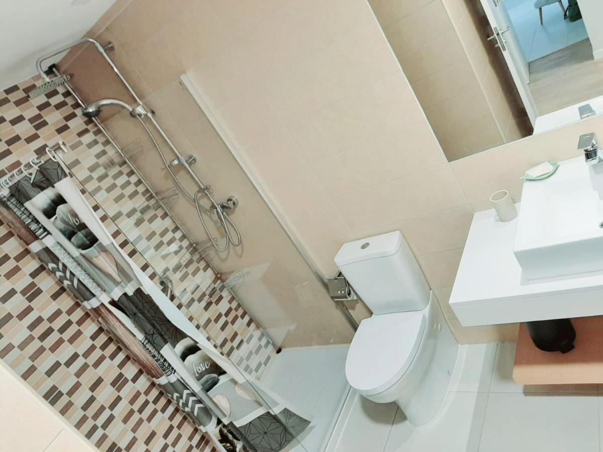 Apartment With Pool In Mindelo Ngoại thất bức ảnh