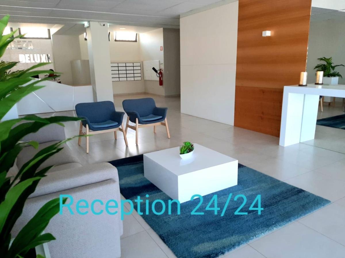 Apartment With Pool In Mindelo Ngoại thất bức ảnh